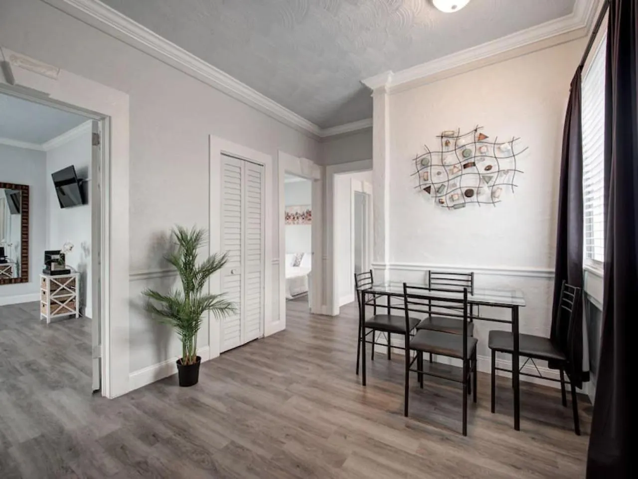 Modern Westshore Tampa 0*,
